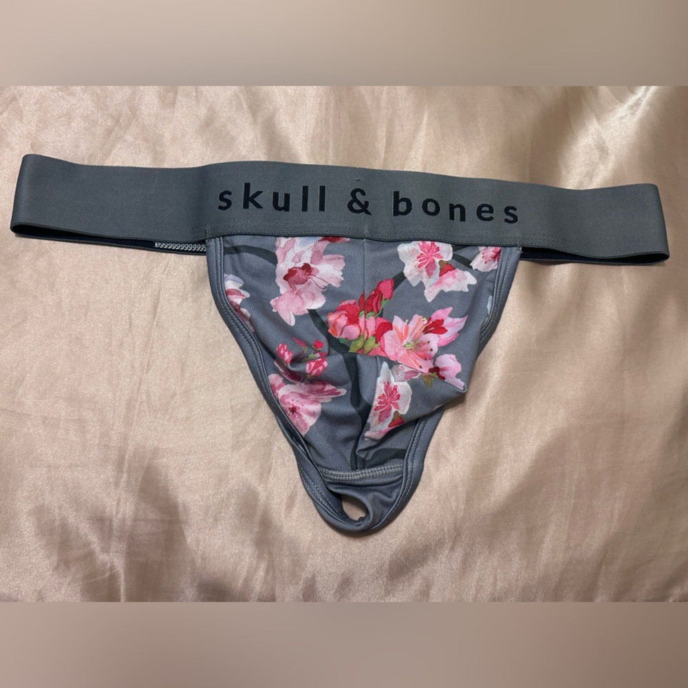 Skull & Bones Luxurious Floral Thong Large
